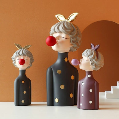 Escultura Boneca Decorativa Lilly Ball Estatueta