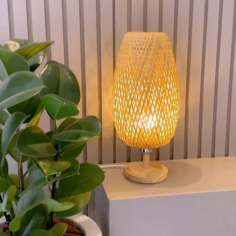Luminária de Mesa em Bambu Artesanal Design Sustentável e Zen